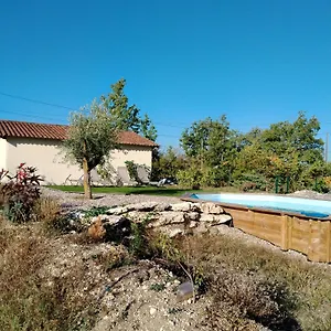 https://un-gte-entirement-rnov-la-campagne.midi-pyreneeshotels.com