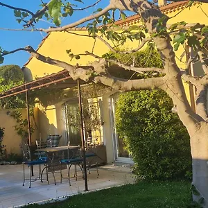 https://un-petit-coin-de-paradis-mazan.fr-provencehotel.com